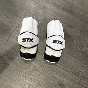 Medium Adult STX Stallion 900 Arm Pads (Used)