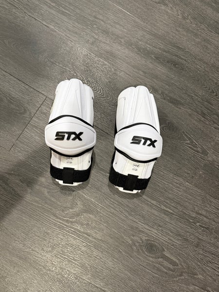 Medium Adult STX Stallion 900 Arm Pads (Used)