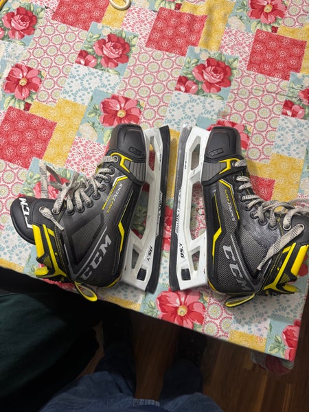 CCM Super Tacks AS3 Hockey Goalie Skates Regular Width 7 (Used)