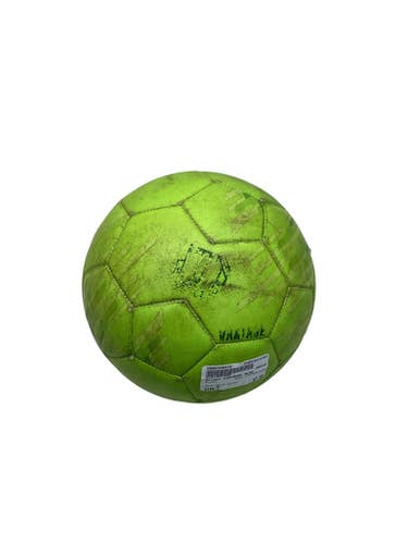 Used Wilson VINTAGAE NCAA All Size Soccer Ball Optic Yellow 5 11347-S000256016