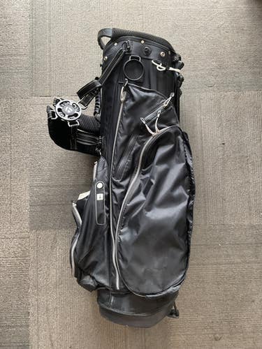 Used Taylormade STAND BAG Mens Stand Bag Black 11614-S000222084