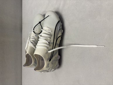 Used Puma Soccer Cleats White Senior 7 11490-S000265936