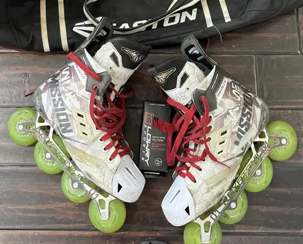 Mission Inhaler WM01 inline Hockey Skates Senior Size 9 Regular FREE Easton Bag