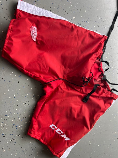 Detroit redwings Red XL CCM PP10 Pant Shell (New)