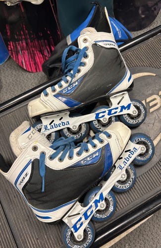 CCM RBZ (Used) Senior Size 8 Inline hockey Skates