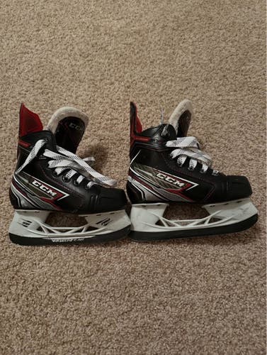 Youth Used CCM JetSpeed FT2 Hockey Skates Regular Width Size 10