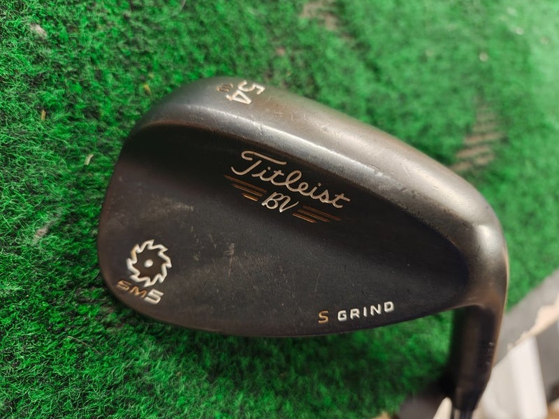 Titleist Vokey Design SM5 Black S Grind 54 Degree Sand Wedge 54.10 SW