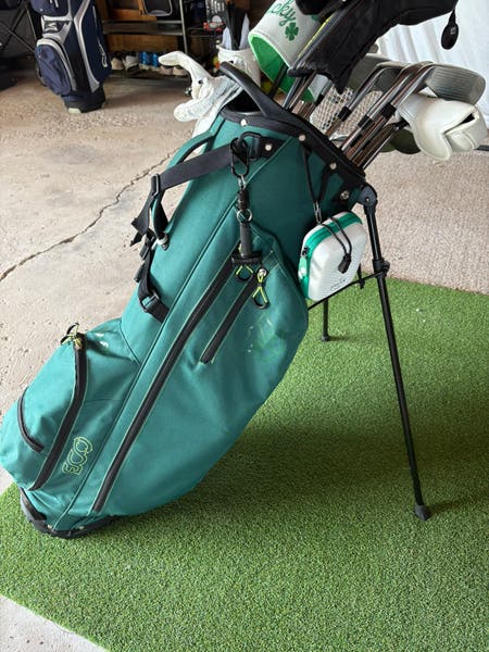 Wilson Staff Eco stand bag | SidelineSwap | Buy and Sell on