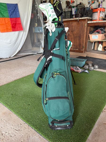 Wilson Staff Eco stand bag | SidelineSwap | Buy and Sell on