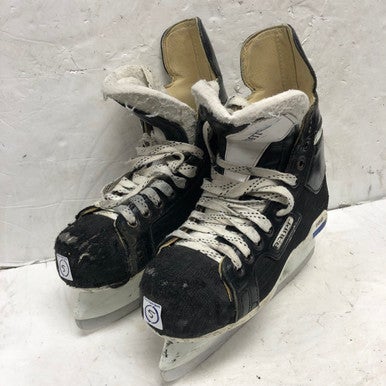 Used Bauer SUPREME CLASSIC 100 Intermediate Hockey Skate Intermediate 5.0 11855-S000191389