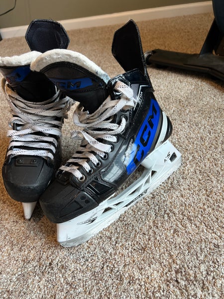 CCM JetSpeed XTra Hockey Skates Regular Width 9 (Used)