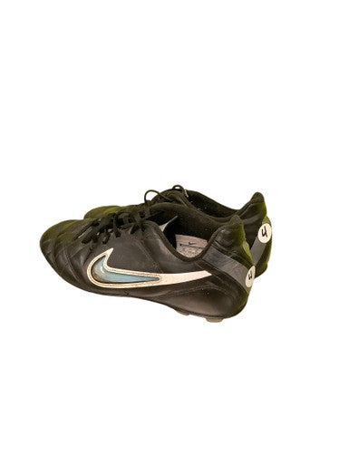 Used Nike Soccer Cleats Black Youth 06.0 11686-S000045909