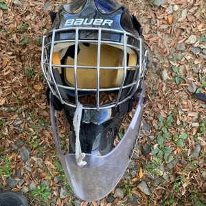 Intermediate Bauer NME3 Goalie Mask (Used)