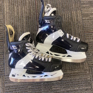 CCM Tacks XF 652 Hockey Skates Regular Width 8 (New)