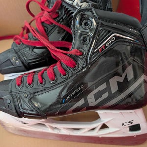 CCM JetSpeed FT690 Hockey Skates Regular Width Size 5 (Used)