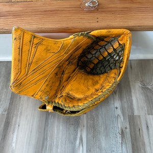 True L12.2 Glove Set Pro Stock