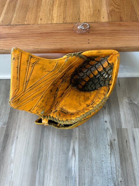 True L12.2 Glove Set Pro Stock