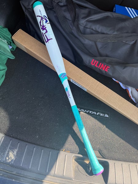 2025 AXE Fury Bat (-7) 27 oz 34" (Used)