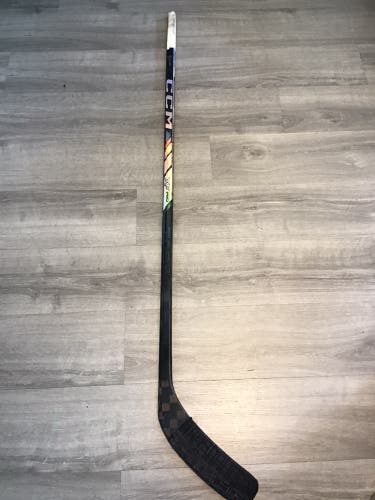 Junior CCM Tacks XF Pro Right Handed Hockey Stick Mid Pattern GOFFREDO (Used)