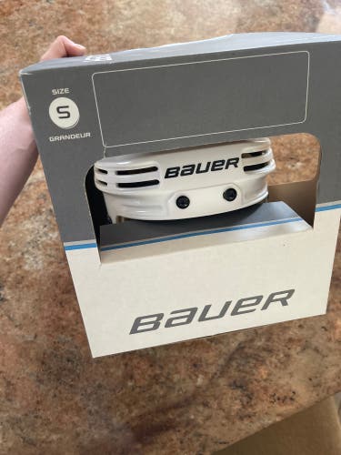Small Bauer 4500 Helmet (New)
