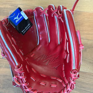 Pitcher's RH Mizuno Pro Classic Baseball Glove 12" (New)