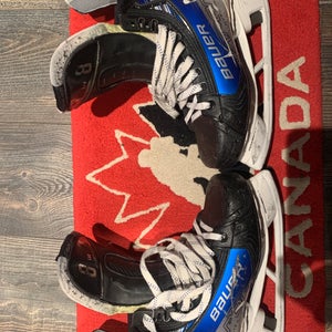 Blue Bauer Vapor Hyperlite 2 Hockey Skates Regular Width Pro Stock 7 (Used)