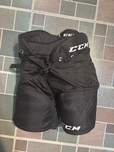 Youth Large CCM LTP Hockey Pants (Used)