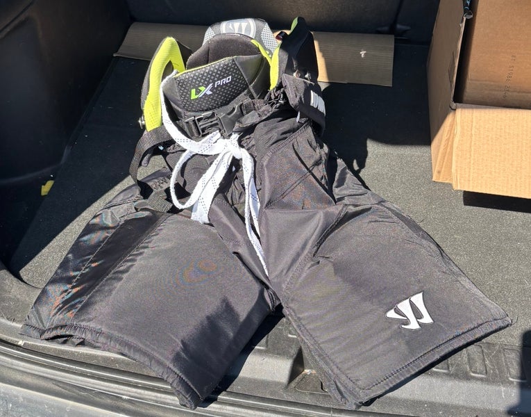 Senior Medium Warrior Alpha LX PRO Hockey Pants (New)