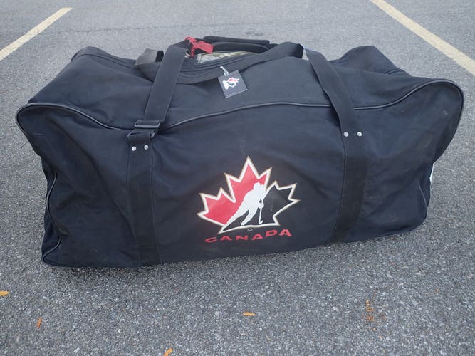 Team Canada Nike Pro Stock Hockey Team Equipment Travel Bag Coach