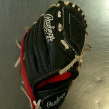 Used Rawlings PLAYER SERIES BB/SB Glove RH Throw Red 9" 11868-S000065719