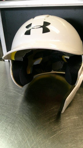 Used Under Armour HELMET Batting Helmet No Mask White XS 11868-S000065636