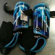 Used Mitre Soccer Shin Guards Junior Royal Blue SM 11868-S000065629
