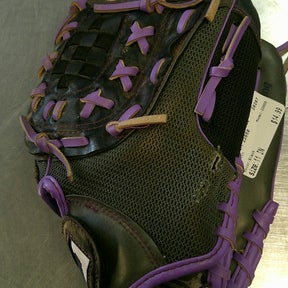 Used Franklin 22650 BB/SB Glove RH Throw Black 11" 11868-S000065595