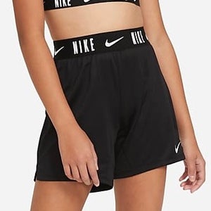 Nike Dri-FIT black Trophy training shorts older girl's size M waistband 25"-27"