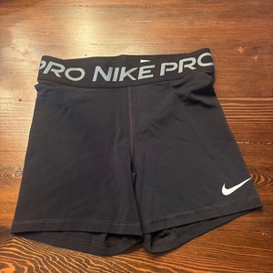 Black Medium Women's Nike Spandex (Used)