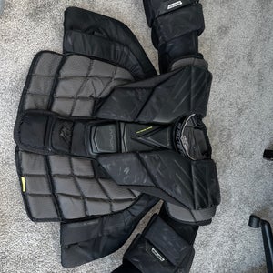 Used Senior Medium Bauer Hyperlite Goalie Chest Protector