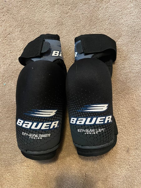 Junior Medium Bauer Supreme 1000 Elbow Pads (Used)