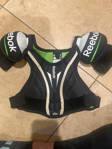 Medium Youth Reebok Shoulder Pads (Used)