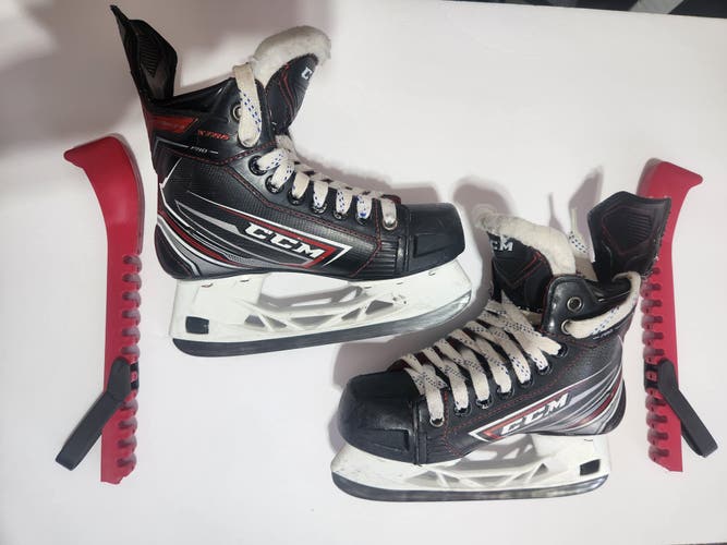 CCM JetSpeed XTra Pro Hockey Skates Regular Width Size 3 (Used)