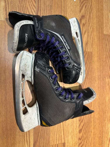 Bauer Supreme One.4 Hockey Skates Size 5 (Used)