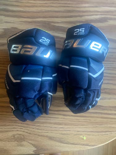 Bauer Supreme 2S Pro Gloves 8" (Used)