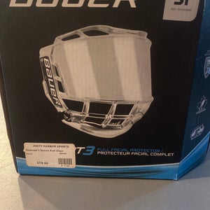 Bauer Brand new - Concept 3 Senior Full Visor