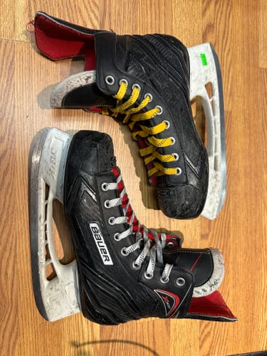 Bauer Vapor X300 Hockey Skates 8 (Used)