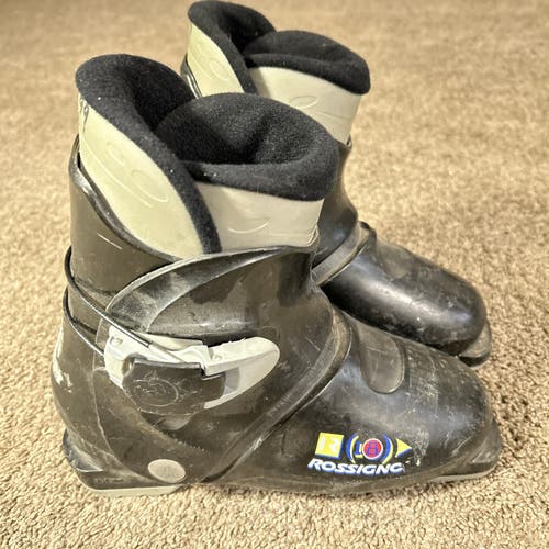 Rossignol R18 Ski Boots Mondo 22.5 / Youth 4 / Rear Entry