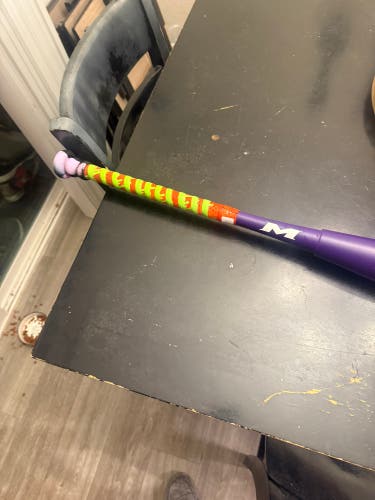 Miken Freak Primo Composite Bat 26 oz 34" (Used)