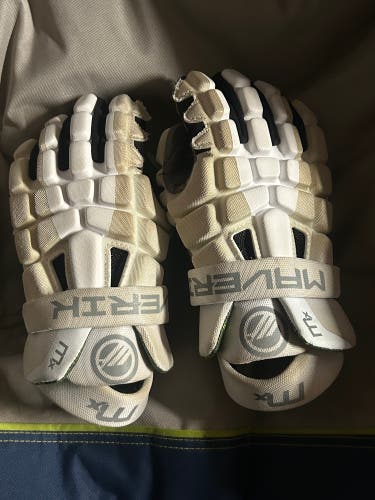 Maverik MX Lacrosse Gloves Medium (New)
