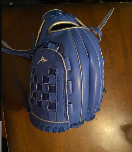 Mizuno Pro select RH Softball Glove 12" (New)