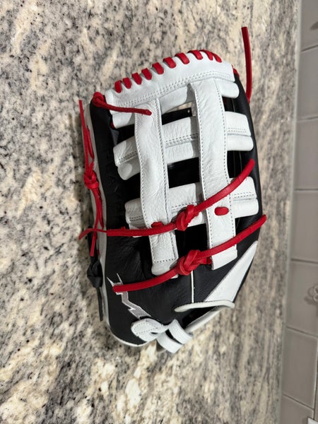 Miken Player series LH Softball Glove (New)