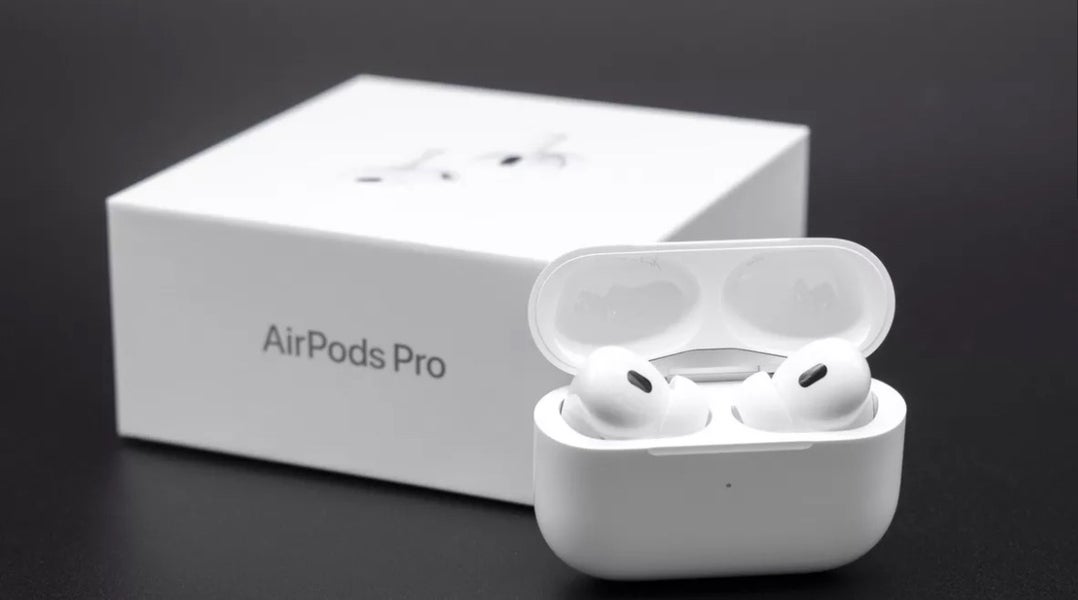 BRAND NEW AirPod pro 2 with MagSafe charging case(free shipping)