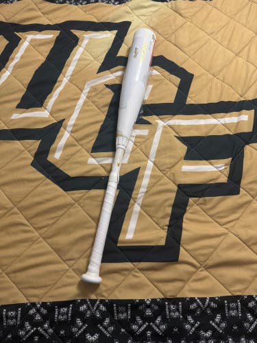 New In Wrapper Rawlings Icon 27/17